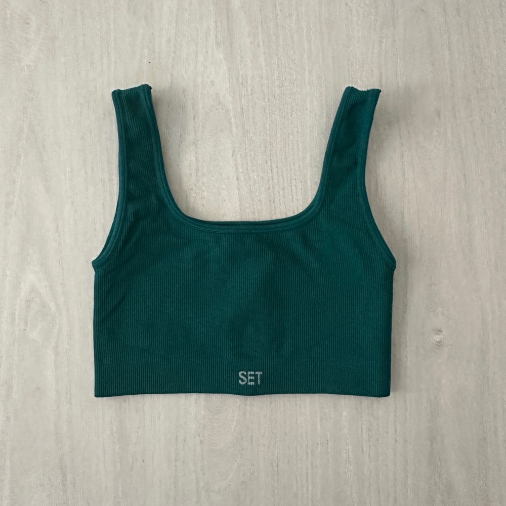 SET Active scultpflex box cut Green Ribbed Sports Bra - size S